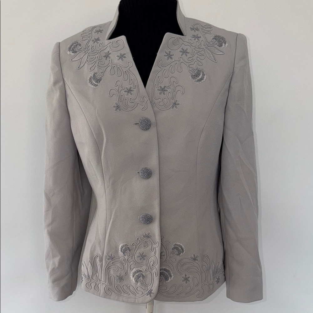 VINTAGE ELEGANT Chic Embroidered Women's Blazer